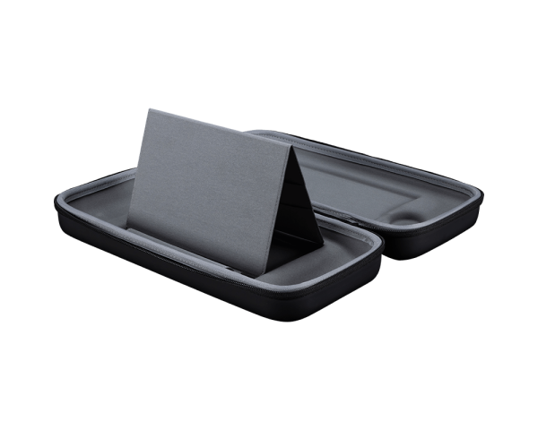 Claw Travel Case II - Premium On-the-go Protection.